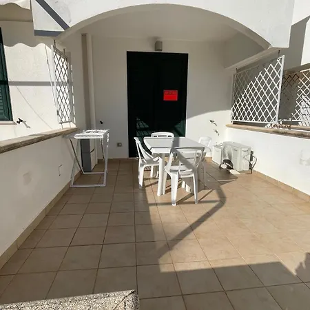 Le Palme House *